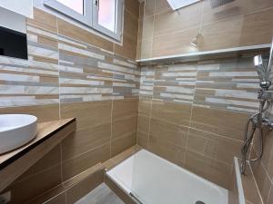 Appartements Villa Antibes Chez Celine : photos des chambres