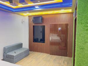 Radhika Home Stay
