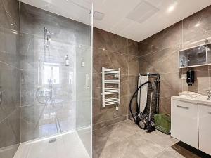 Séjour en groupe Immeuble 10 pers, Aulnat