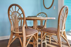 NEW | Oceanfront 4 Bedroom Duplex | Sleeps 13 | Direct Beach Access