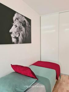 Appartements La Baliere T3 renove terrasse 20min du Puy duFou : photos des chambres