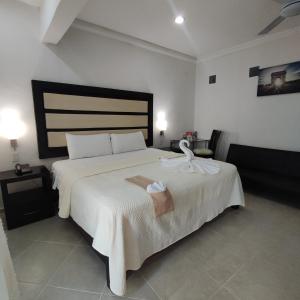Hotel CEO Group