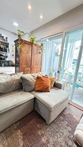 Studio luxuoso completo com garagem