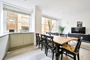 Farringdon Comfortable 3 Bed Apartments