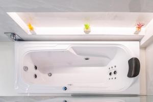 Unhotel - Penthouse Leme View Terrace BBQ Bathrub