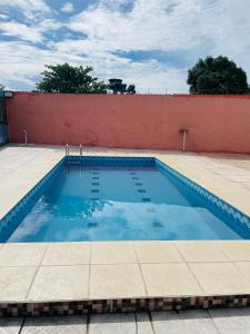 Casa com piscina no moka para o Natal