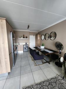 2Bed Serene Lagoon Escape