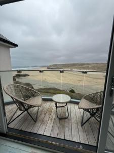Stylish beachfront penthouse