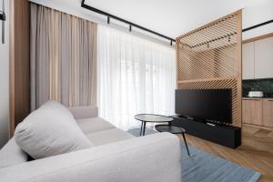 Manu Park Luxury Apartment