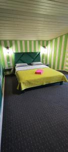 Садиба Янчар Апартаменти з Басейном