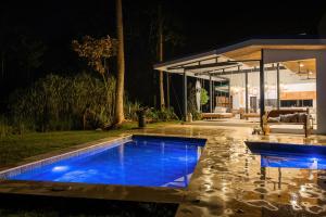 Pandanus Lodge & Retreats Bungalow Heliconia