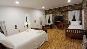 Beautiful room with private bathroom in old city centre