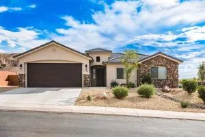 Cozy Home Near Zion With Fire Pit & Patio Dining - Virgin