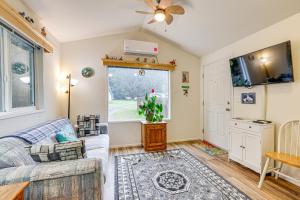 Remote Workers Welcome Tiny Home in Port Angeles! - 3hvězdičkové hotely ve městě Port Angeles