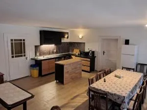 Chalupa U Medvídků - 哲汀泊德勒瓦