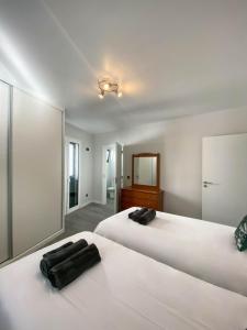 Village Square Coastal Apartment 1D