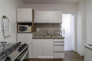 Apto Vista mar c 3Q no centro de BC EOA0803