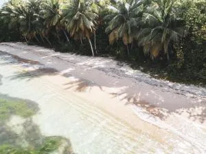 Toulou Pool & Beach - Folle Anse