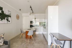 Shapz at Ellipse-Waterfall