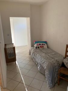 Appartements PETITE Maison de village Fontienne 21 chemin des charbonniers : photos des chambres