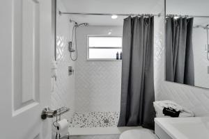 8818 Rocky Creek Drive Unit A