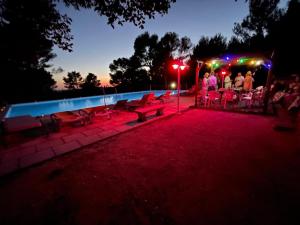 Maisons de vacances Gite Lavande jardin 33 hectares piscine Spa Sauna au coeur de Provence : photos des chambres