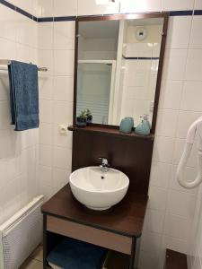 Appartements Apartment T1 Urbain Elegant in Idron : photos des chambres