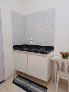 Linda kitnet mobiliada 05