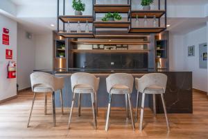 Boutique Apartments with Rooftop Pool in Prime Miraflores