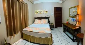 City Garden Apartment - Turneffe