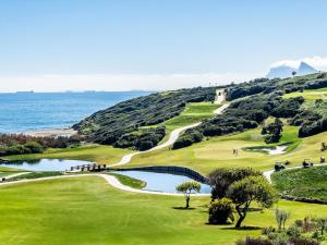 Stunning Apartment With Golf Course and Sea Views