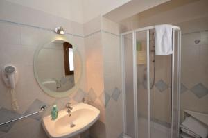 B&B Coccinelle