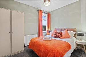 3-Bed Newcastle Home Near Airport & City Centre Free Parking