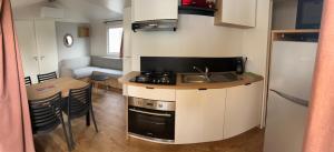 Campings les sables du midi valras plage : photos des chambres