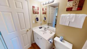 SeaCrest 514- by Holiday Isle Properties