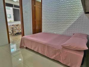 Hius 603 apenas 3 quadras da praia