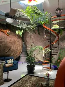 Rocka Verde Retreat 8th Wonder of the World - La Ese