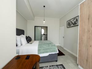 347 Waterfall Penthouse