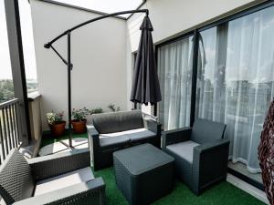 347 Waterfall Penthouse