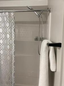 Luxury Private Suite with Separate Entrance