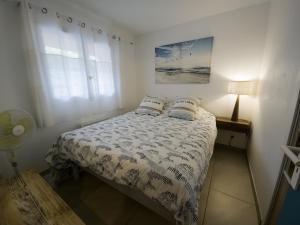 Superb renovated T2 beach 200m sea view terrace