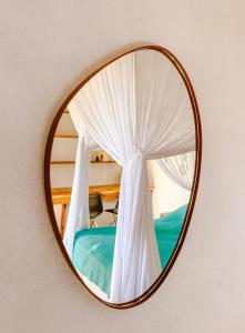 Suite Delfín, Do mar