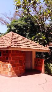 A Hotel Com Forest Cottages Hotel Kampala Uganda Price