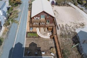Boomerang- Oceanfront Log Cabin in North Topsail