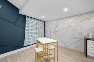 Modern & Spacious 1BR Haven near Galleria