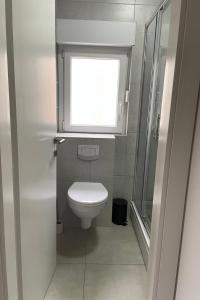 Apartments with WiFi Kastel Stafilic, Kastela - 23978