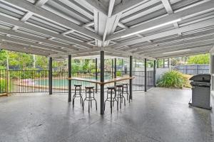 4 Bedroom House at Holloways Beach