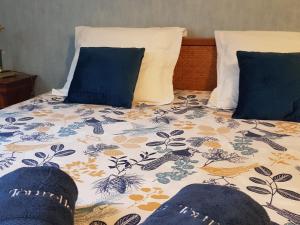 Maison dhôtes calme - Idéal 24h du Mans - Jusquà 15 personnes - FR-1-410-379