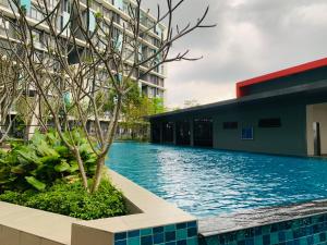 Core Soho Suites Kota Warisan Sepang KLIA Airport Free Wifi by BKA LEGACY