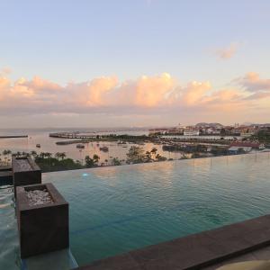 The Sands vista infinita al mar